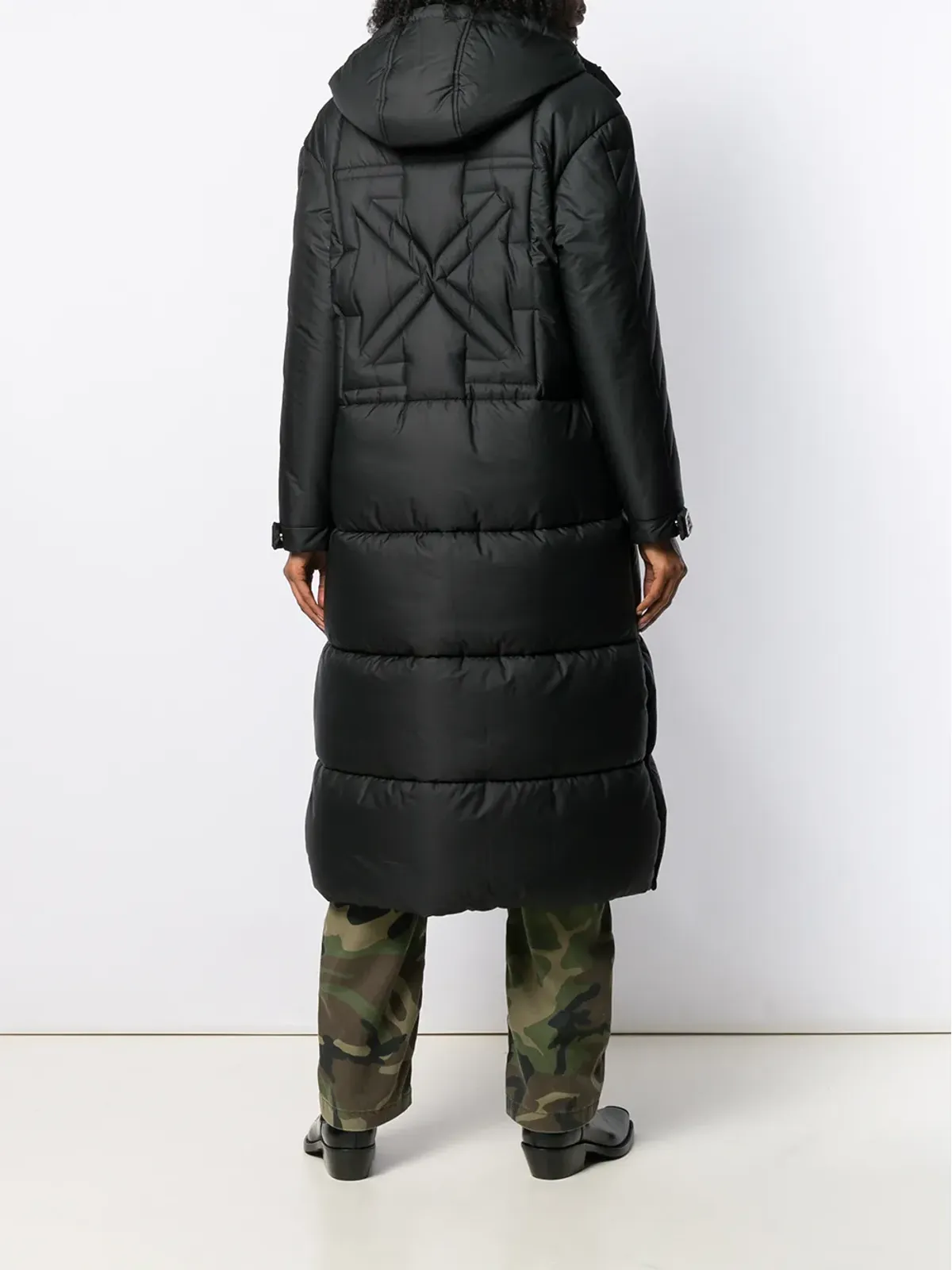 Off-White フード付きパッド入りコート - 画像4