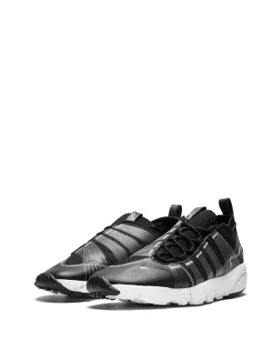 Nike エア フットスケープ モーション スニーカー - サムネイル2