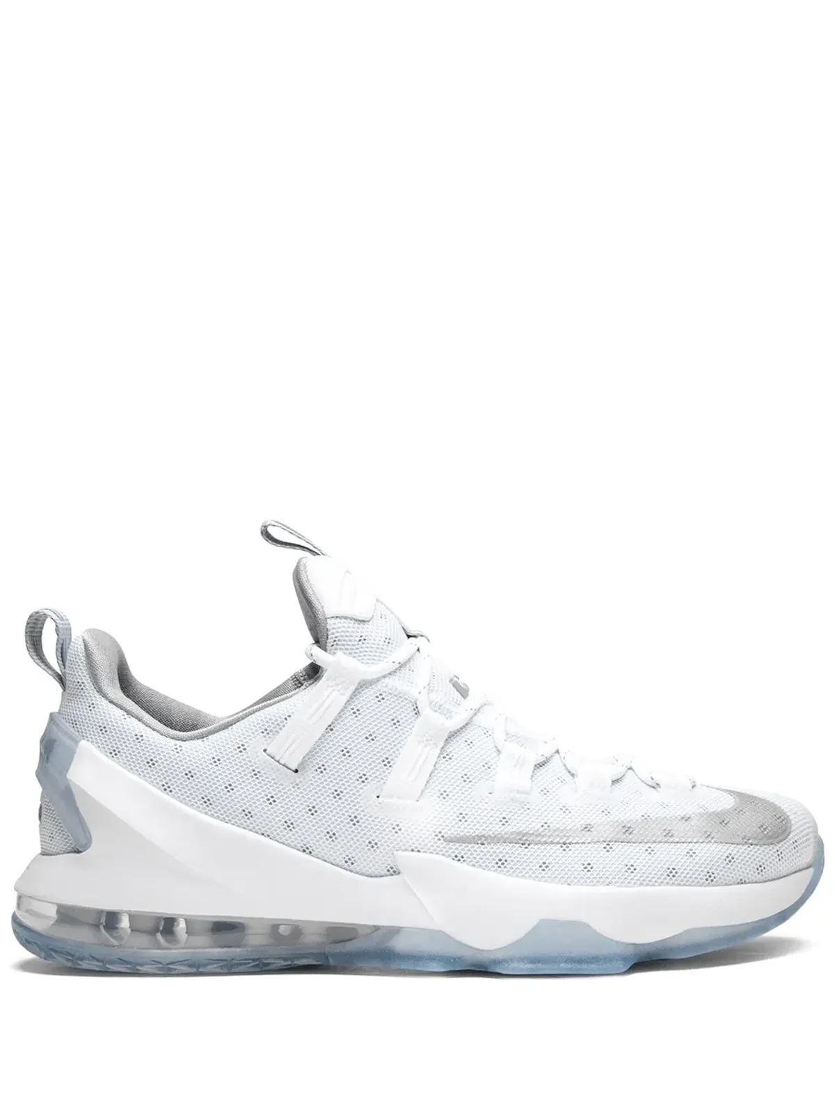 Nike Lebron 13 Low スニーカー - 画像1