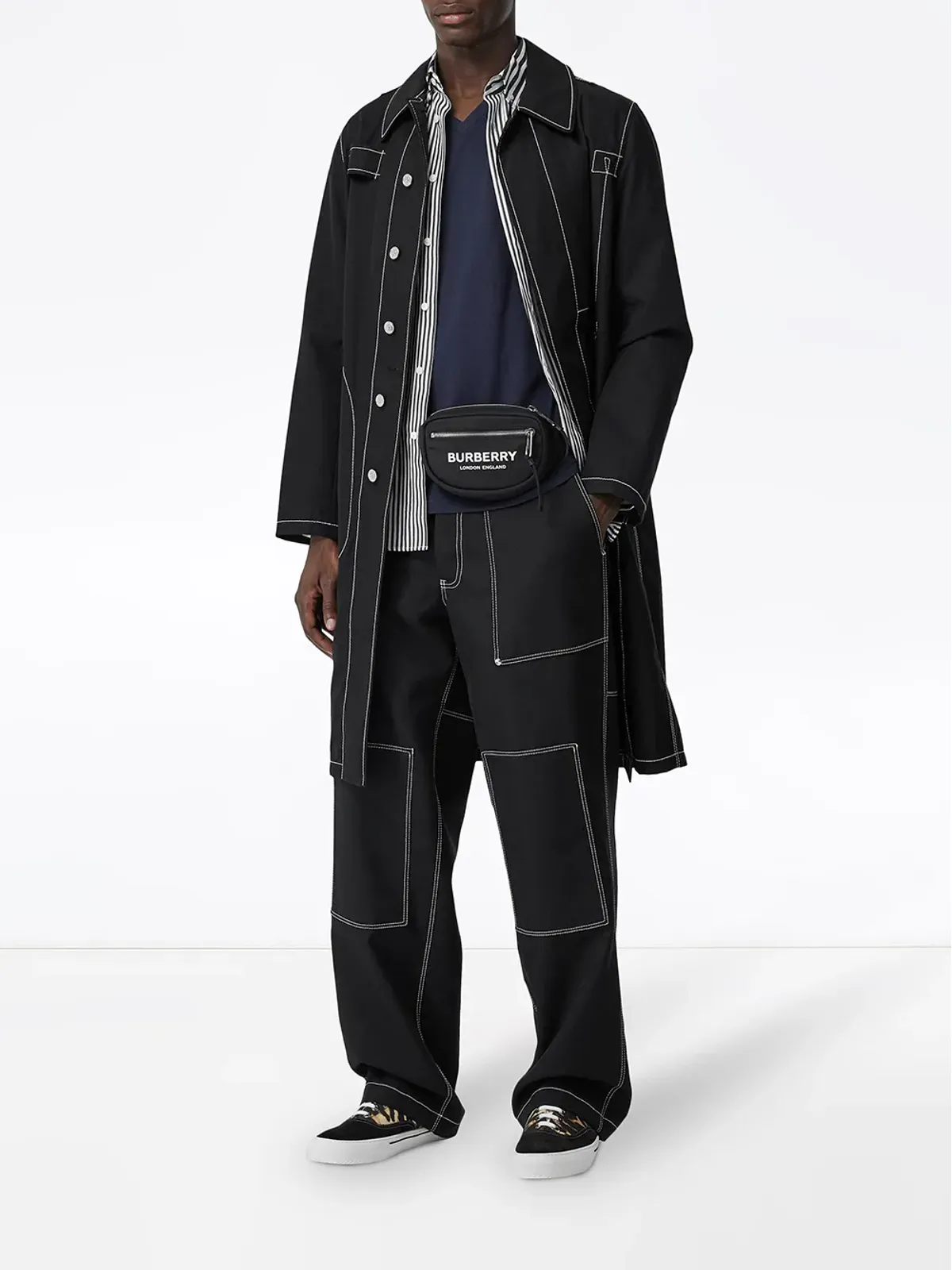 Burberry モノグラムモチーフ Vネック Tシャツ（ブルー） - 画像2