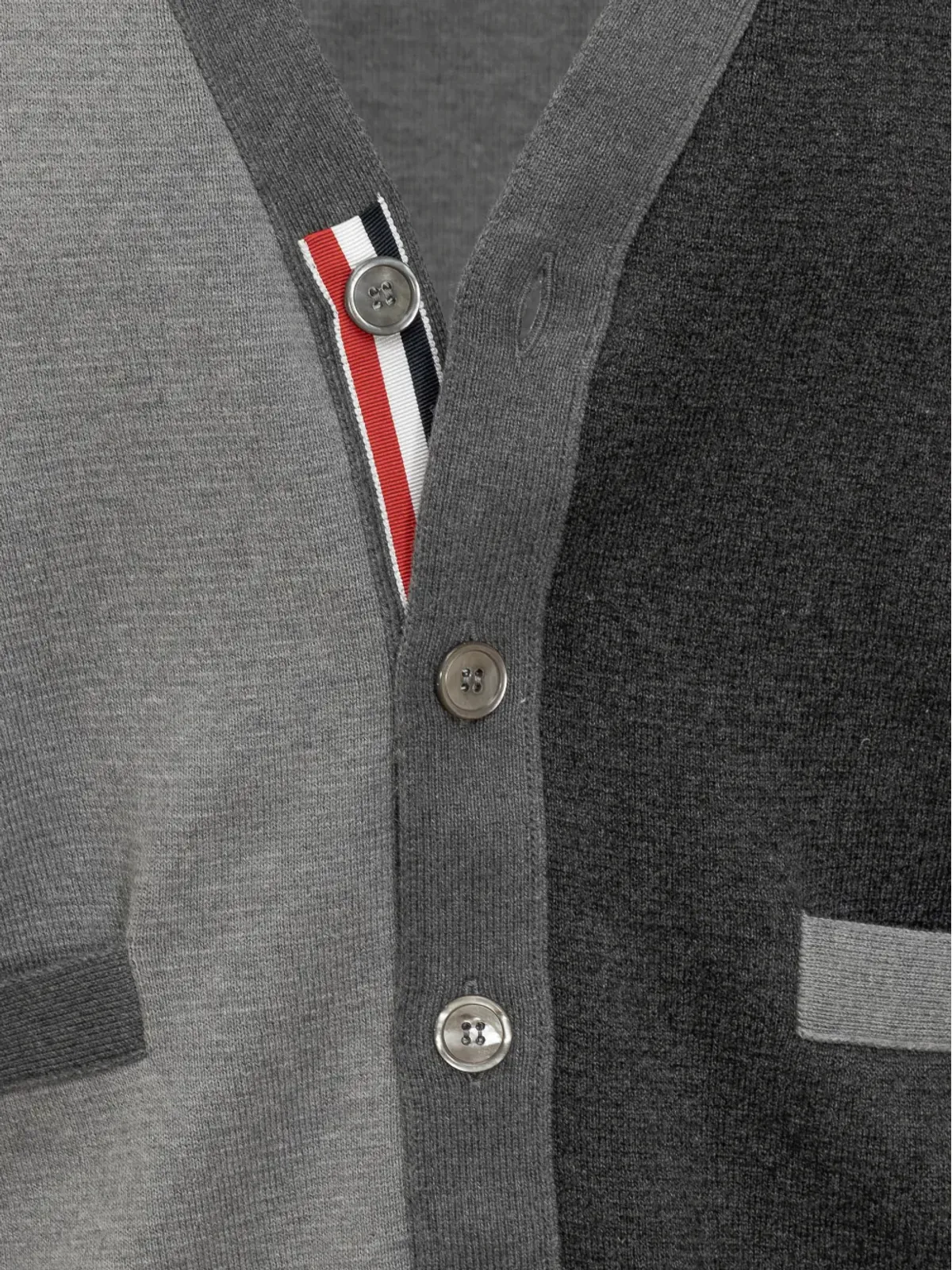 Thom Browne 4-Bar V-neck カーディガン - 画像4
