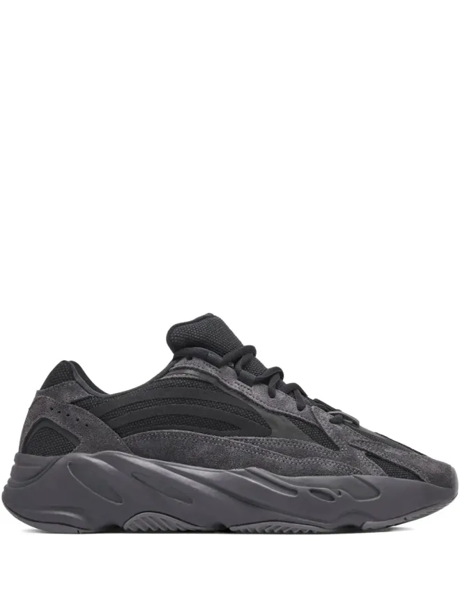 adidas Yeezy adidas Yeezy Boost 700 V2「Vanta」スニーカーの商品画像