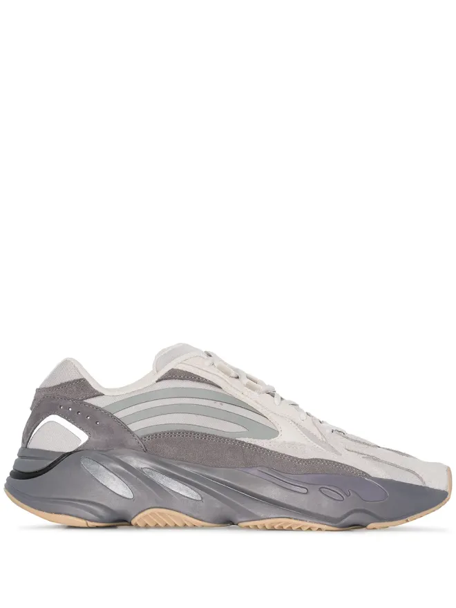 adidas Yeezy adidas Yeezy Boost 700 V2 Tephra スニーカーの商品画像