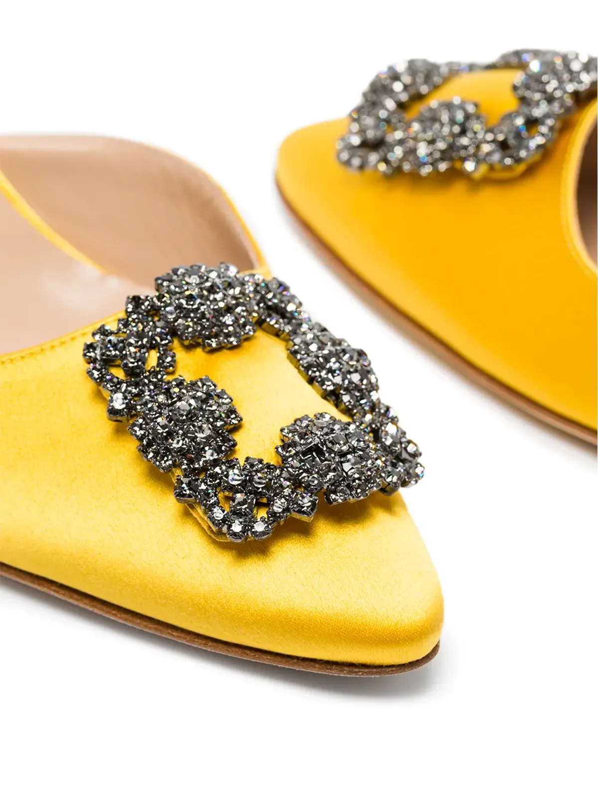 Manolo Blahnik Hangisi スリングバックパンプス - 画像4