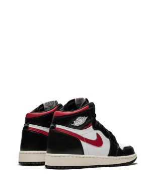 Jordan Kids エアジョーダン 1 レトロ HIGH OG "Gym Red" スニーカー - サムネイル3