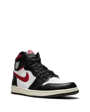 Jordan エアジョーダン 1 レトロハイ OG ジムレッド スニーカー - サムネイル2