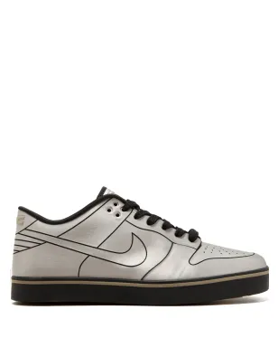 Nike ダンク SE Delorean スニーカー - サムネイル1