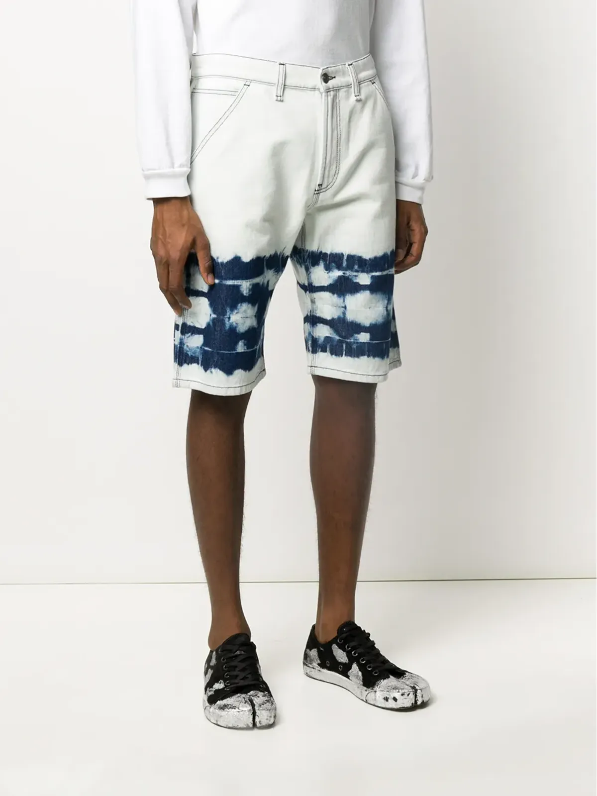 MSGM アブストラクトプリントデニムショーツ ブルー - 画像3