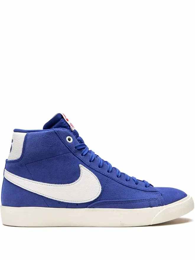 Nike Nike ブレザー スニーカーの商品画像