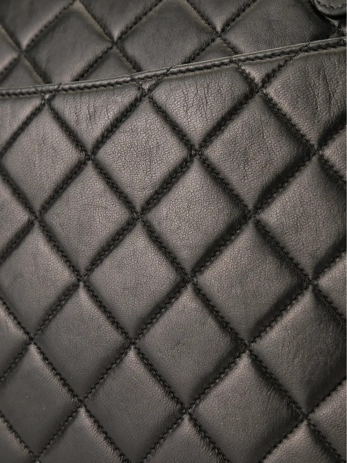 CHANEL ビンテージ 1997 CCマーク チャーム チェーン トート - ブラック - 画像4