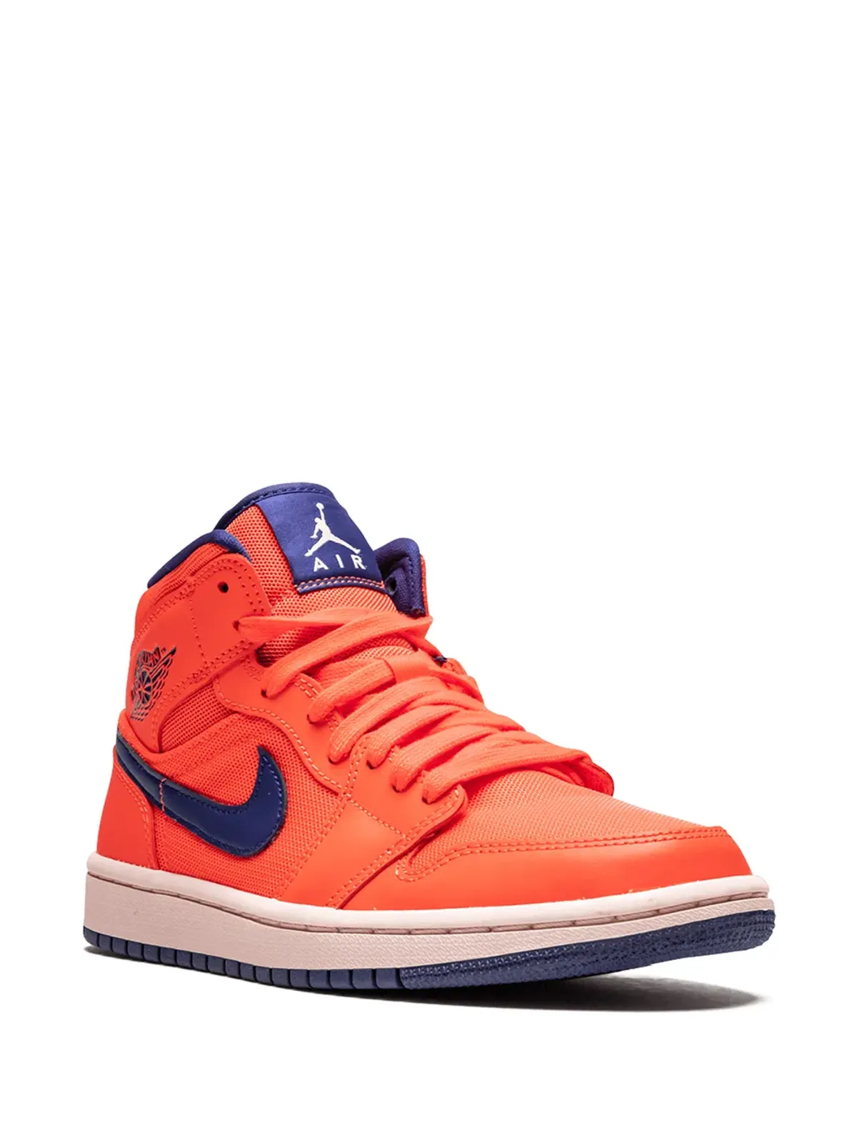 Jordan エアジョーダン 1 ミッド ターフオレンジ スニーカー - 画像2