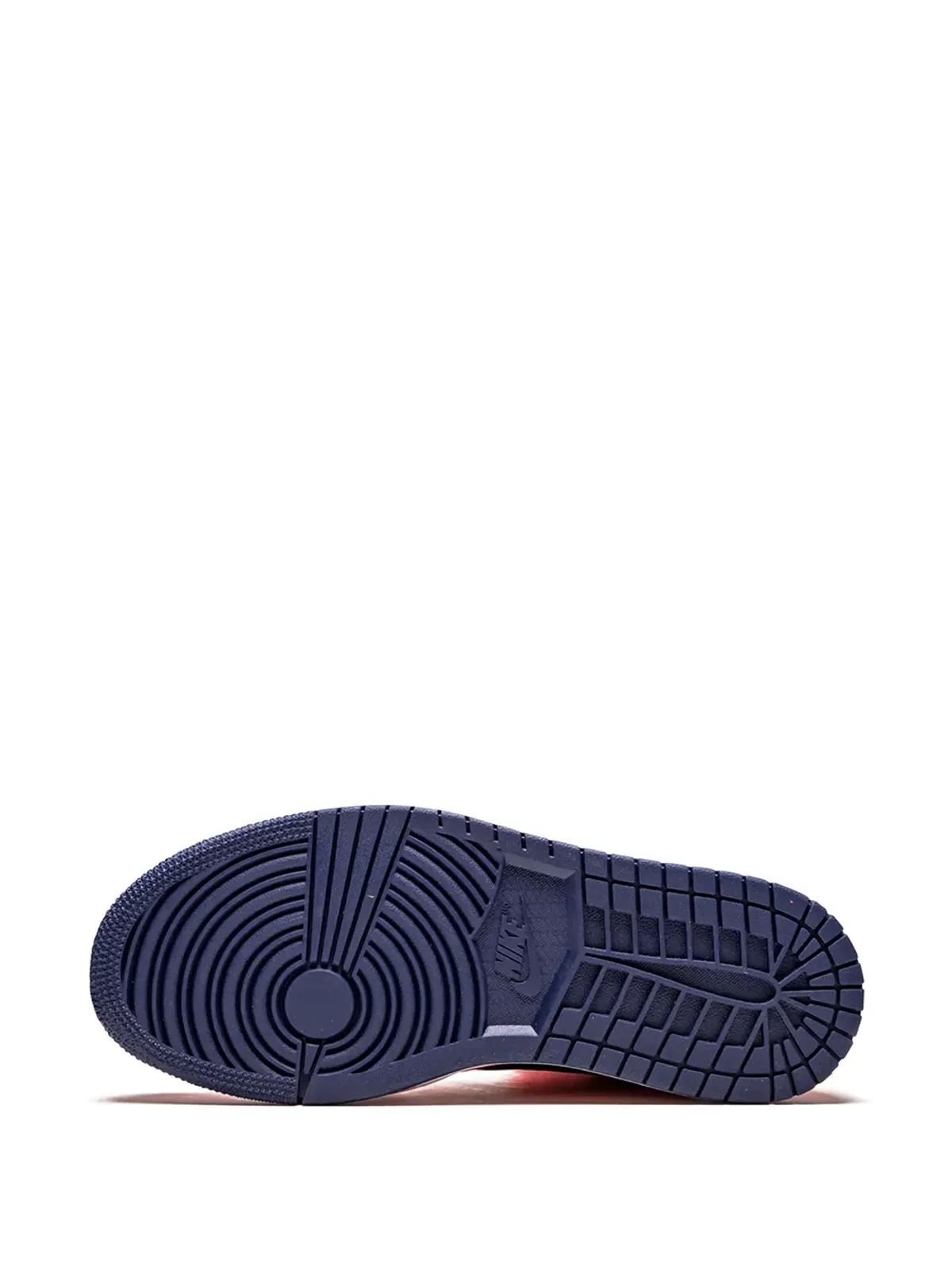 Jordan エアジョーダン 1 ミッド ターフオレンジ スニーカー - 画像4