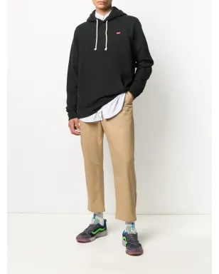 Levi's ロゴプレート長袖フーディ - ブラック - サムネイル2