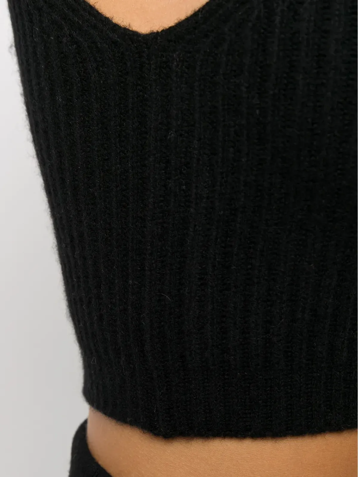 Cashmere In Love リブ編みクロップトップ - ブラック - 画像5