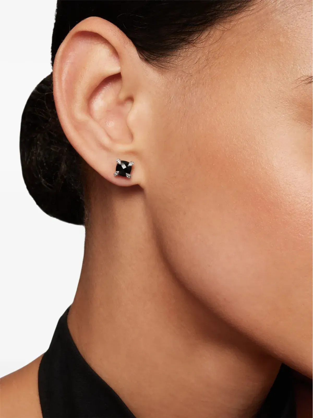 David Yurman ペティート・シャトレーヌ オニキスとダイヤモンド スタッドピアス ブラック - 画像3