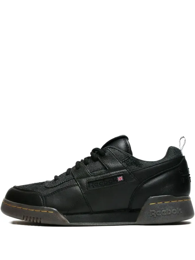 Reebok Reebok Workout Lo Plus スニーカーの商品画像