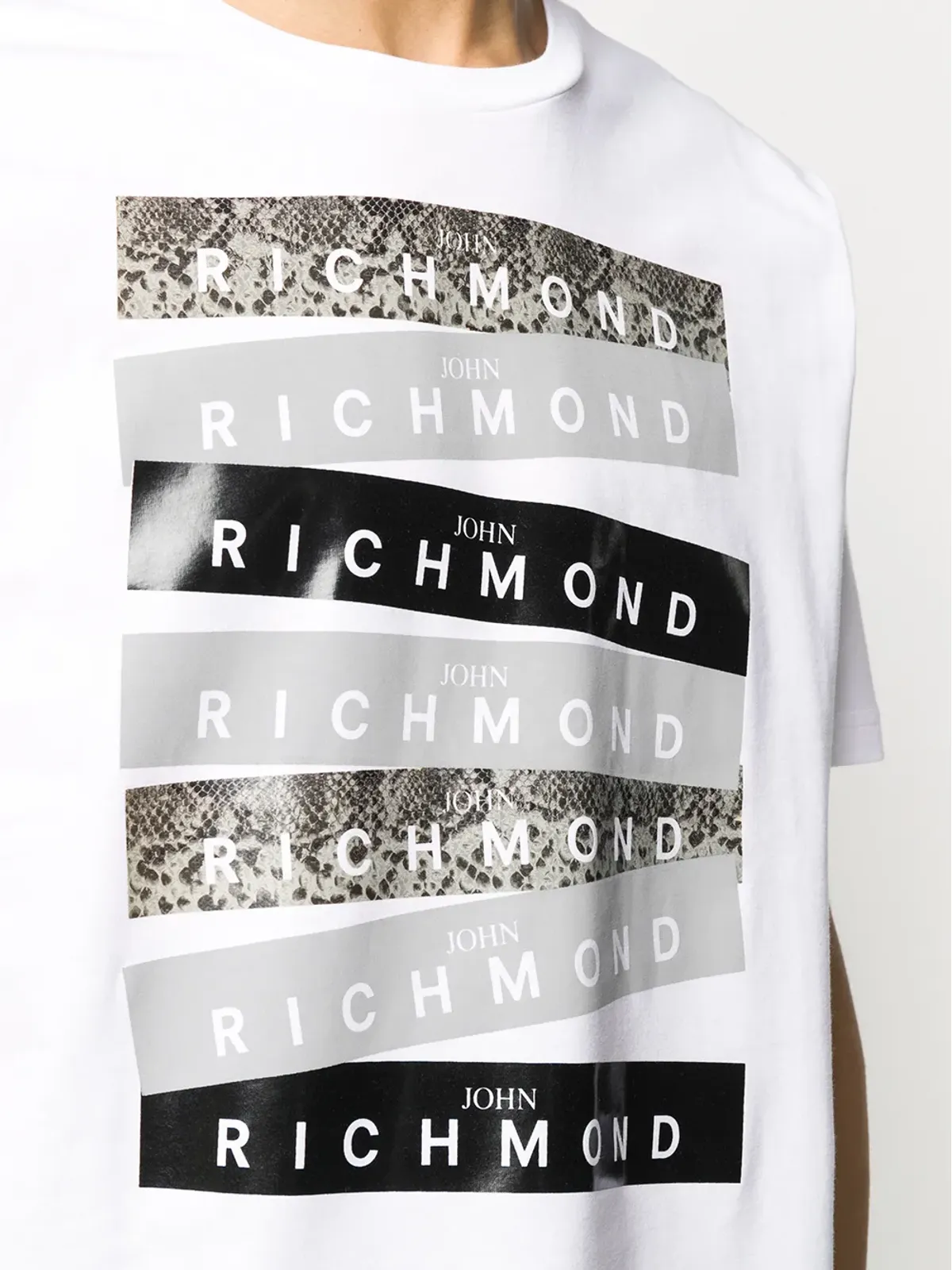 John Richmond マルチロゴプリント ラウンドネックTシャツ - 画像5