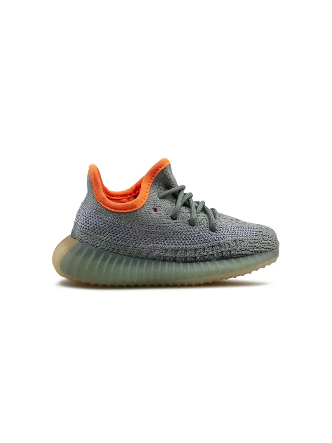 Adidas Yeezy Kids Adidas Yeezy Kids Yeezy Boost 350 V2 Desert Sage スニーカーの商品画像