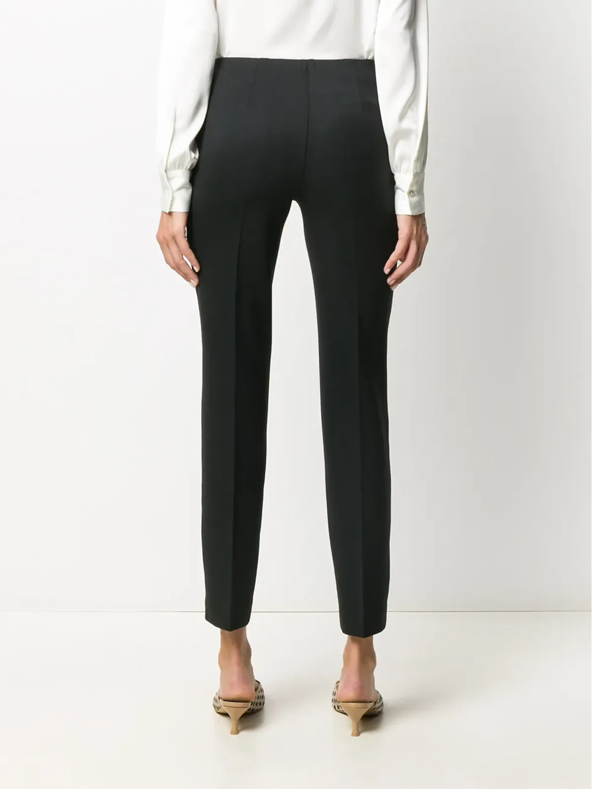 P.A.R.O.S.H. slim fit cropped trousers - Black - 画像4