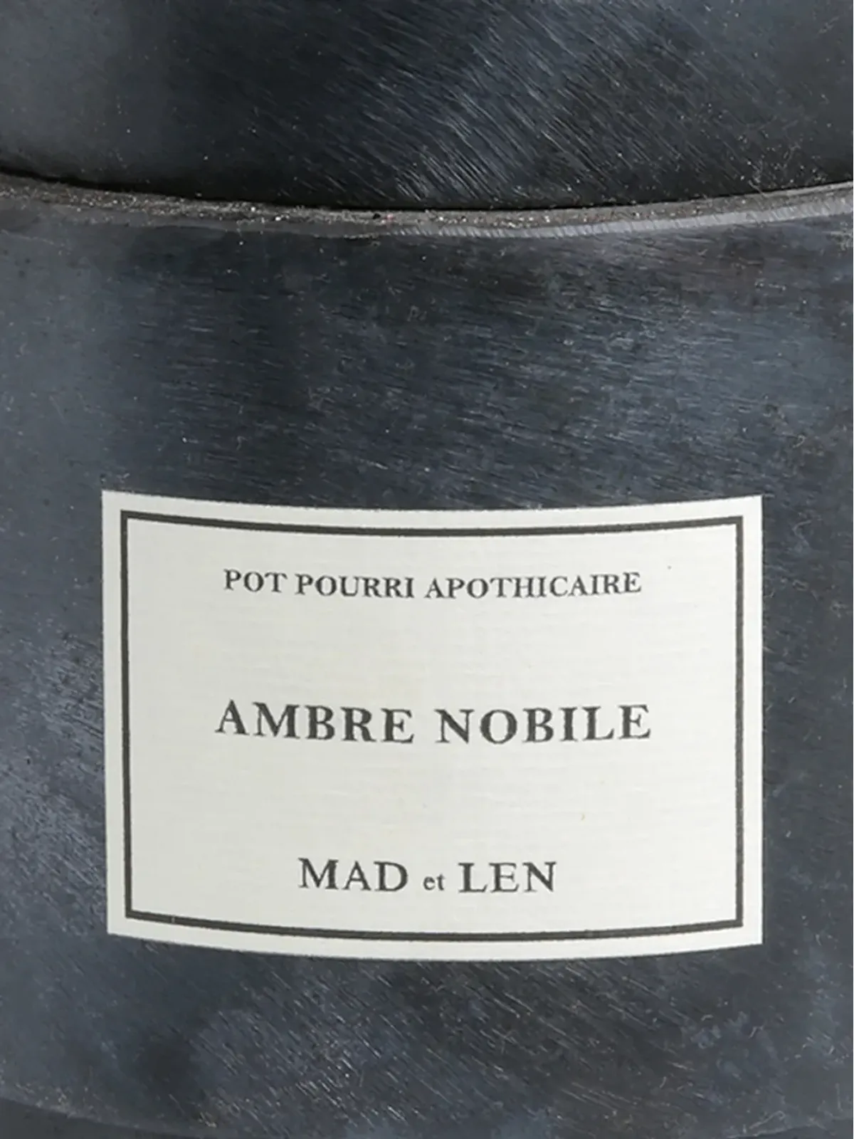 MAD et LEN Ambre Nobile Monarchia pot pourri - Black - 画像3