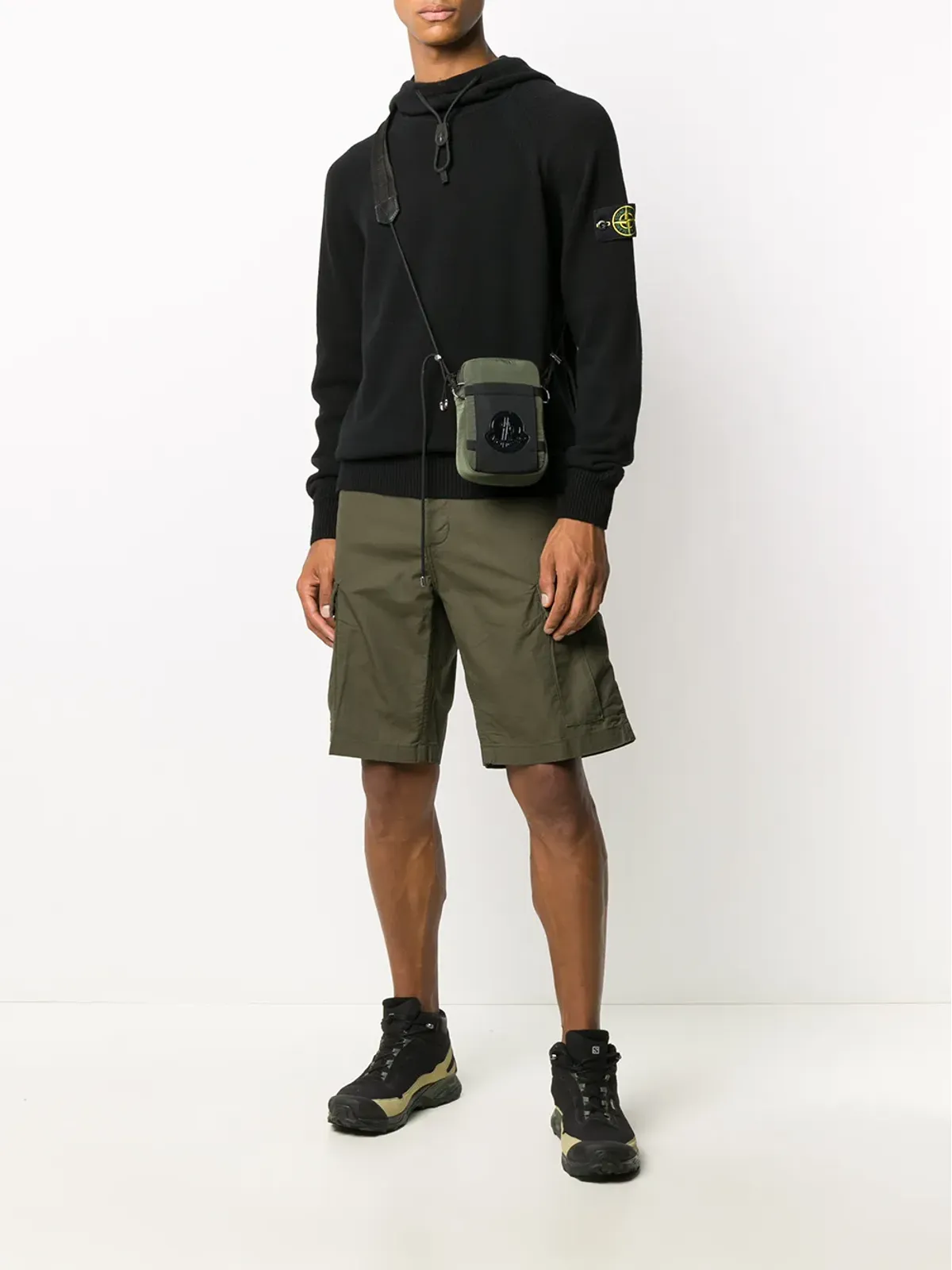 Carhartt WIP サイドロゴパッチショーツ - 画像2