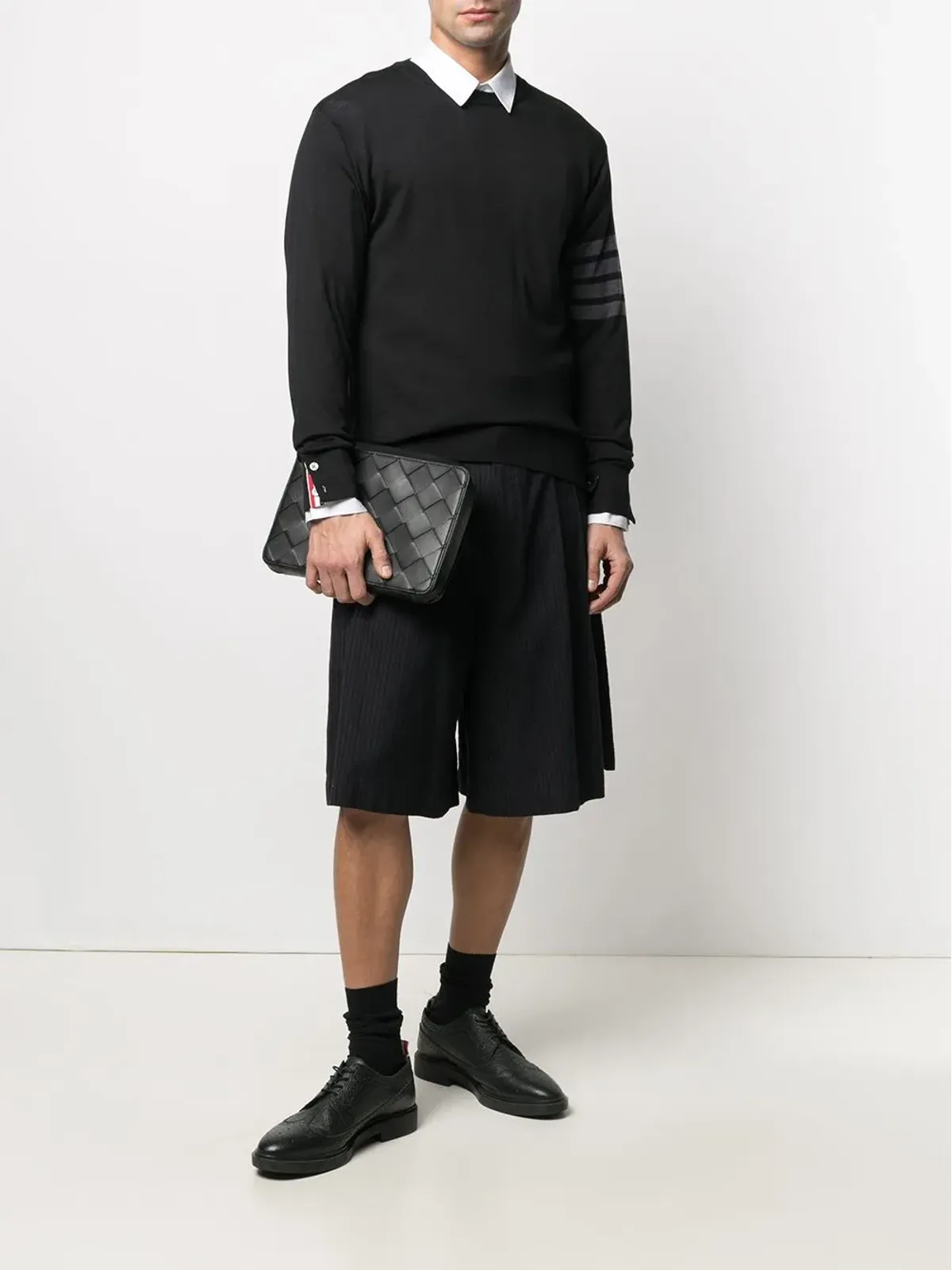 Thom Browne ブラック ファインメリノウール 4-Bar クラシック クルーネック プルオーバー - 画像2
