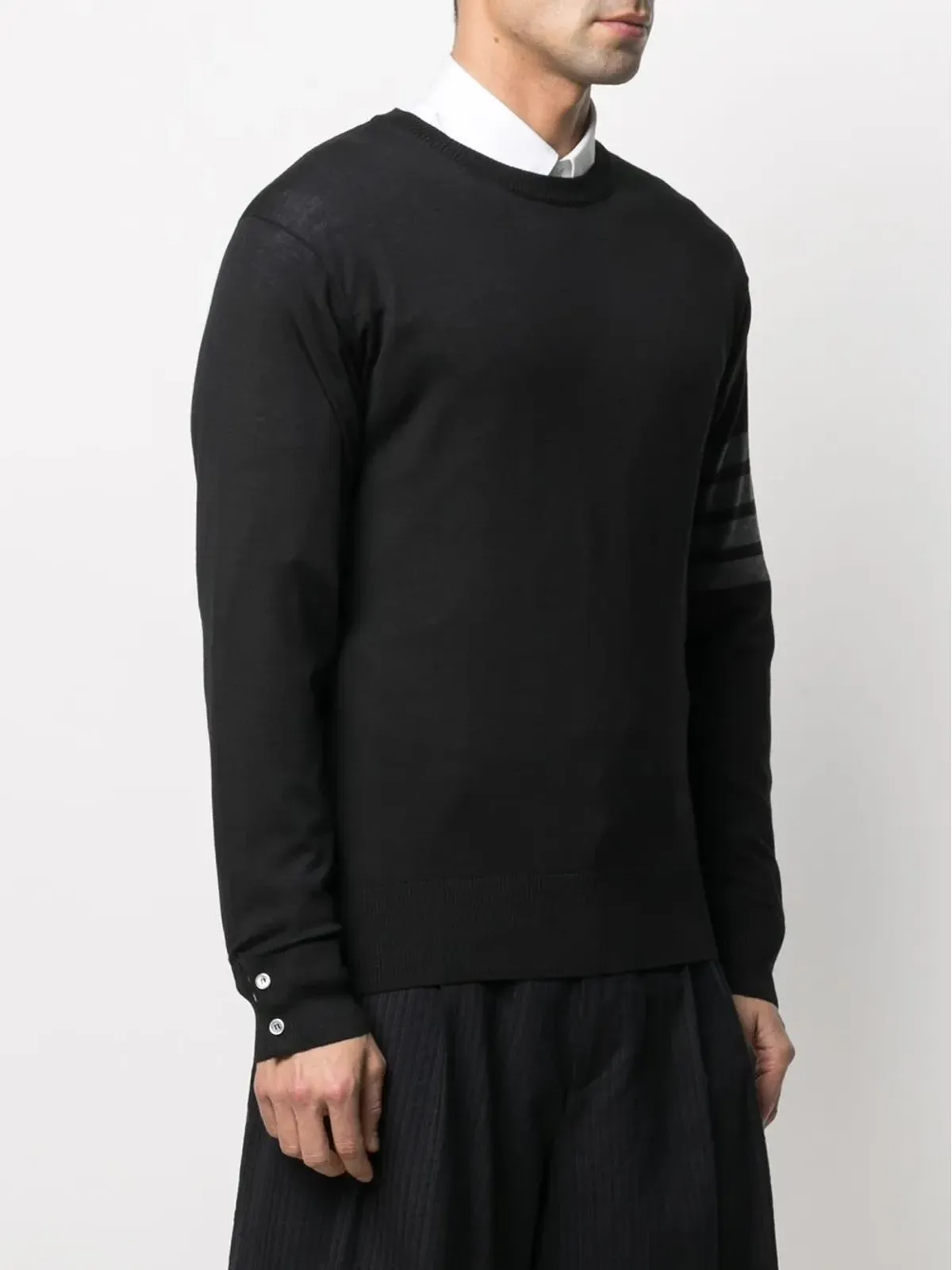 Thom Browne ブラック ファインメリノウール 4-Bar クラシック クルーネック プルオーバー - 画像3