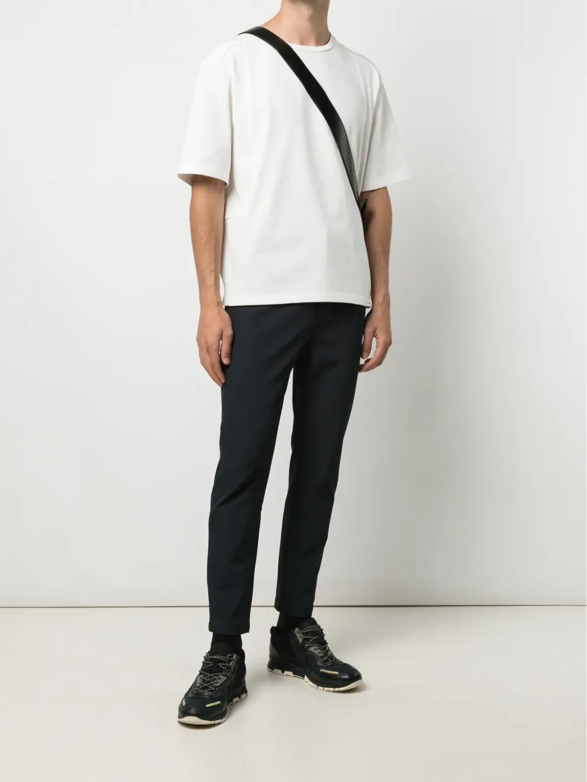 3.1 Phillip Lim ミッドライズ・テーパードパンツ - 画像2