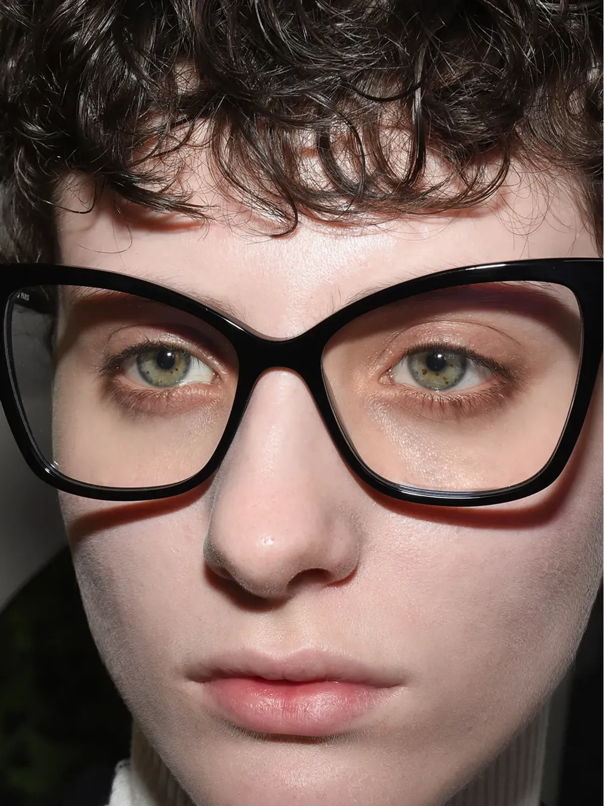 Saint Laurent Eyewear 猫目フレームの眼鏡 - 画像2