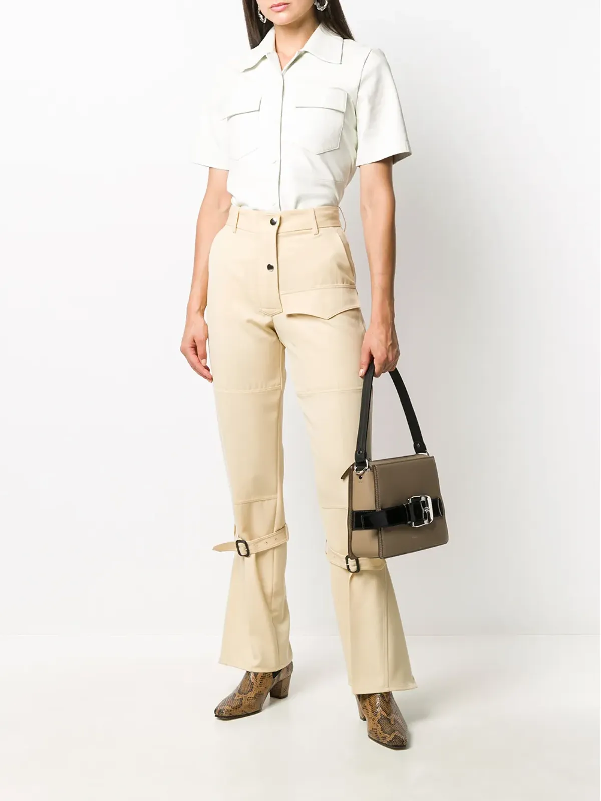 Victoria Beckham 膝ストラップ付きフレアパンツ - 画像2