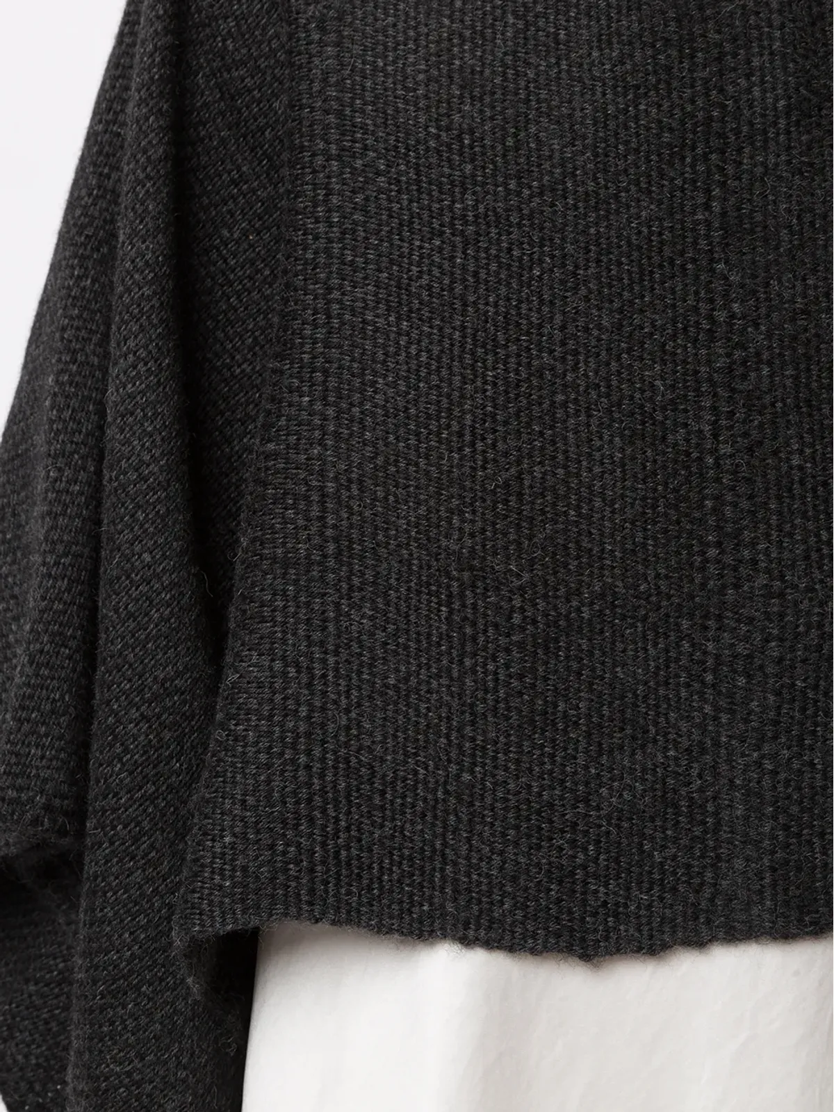 VOZ Lineas cropped jumper - Black - 画像5