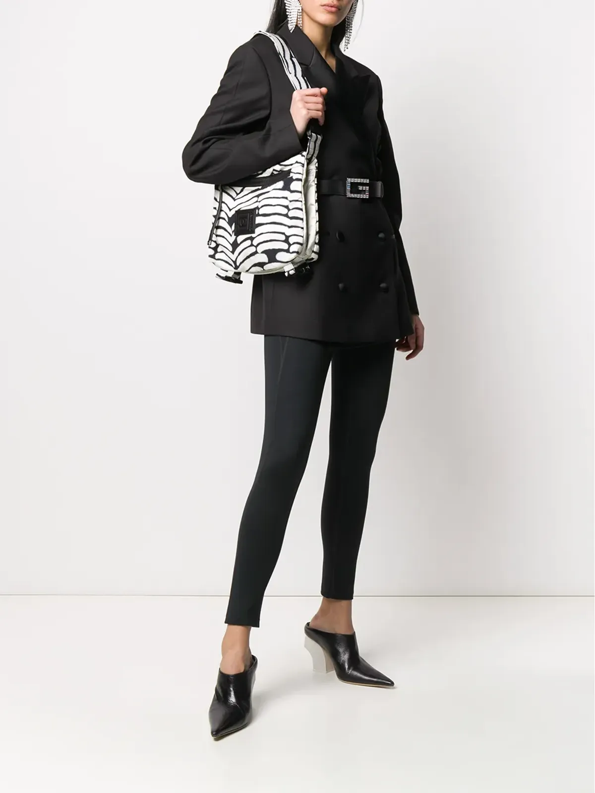 CHANEL Pre-Owned スポーツライン 抽象プリント ショルダーバッグ - 画像2