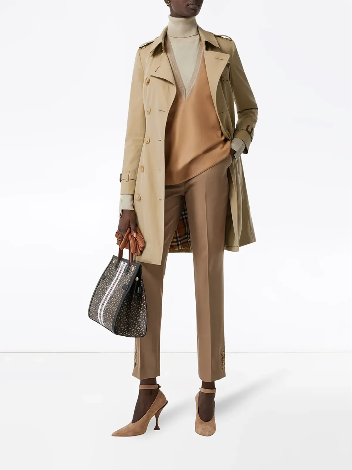 Burberry チェルシー ヘリテージ ダブルブレスト トレンチコート - 画像2