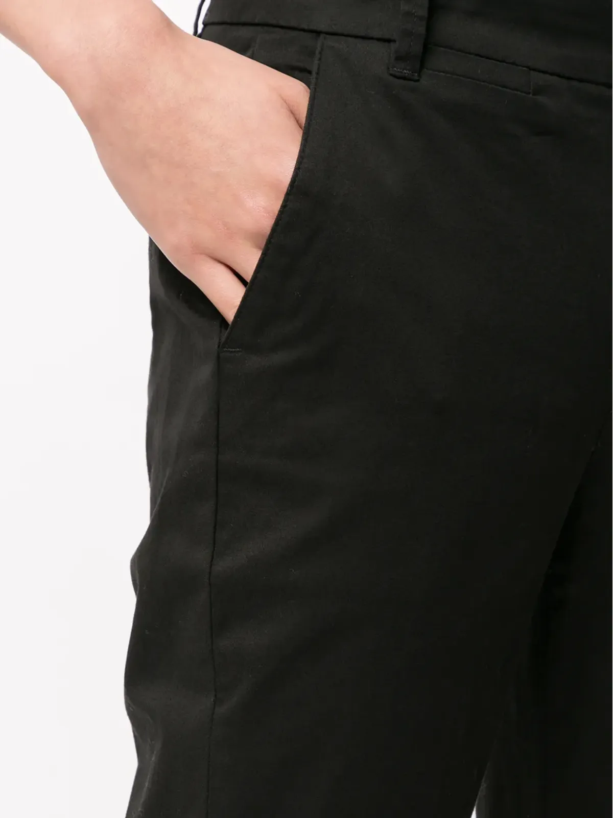 Vince スリムフィット チノパンツ ブラック - 画像5