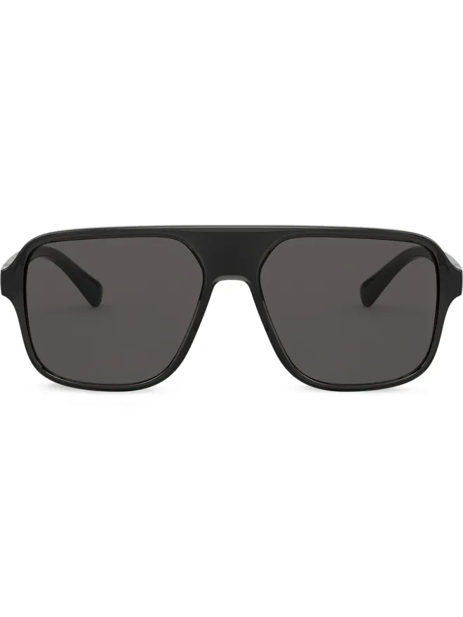 Dolce & Gabbana Eyewear Dolce & Gabbana Eyewear ロゴエンボス スクエアフレーム サングラスの商品画像