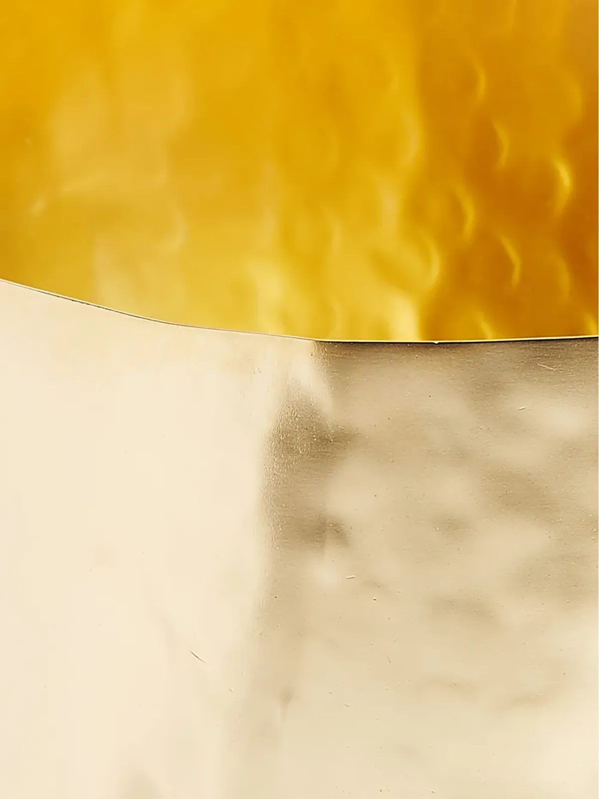 Tom Dixon ハンマード Bash Vase - ゴールド - 画像3