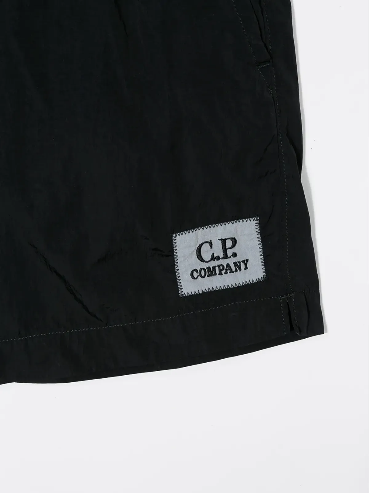 C.P. Company Kids ロゴパッチ入りスイミングショーツ - 画像3