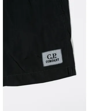 C.P. Company Kids ロゴパッチ入りスイミングショーツ - サムネイル3
