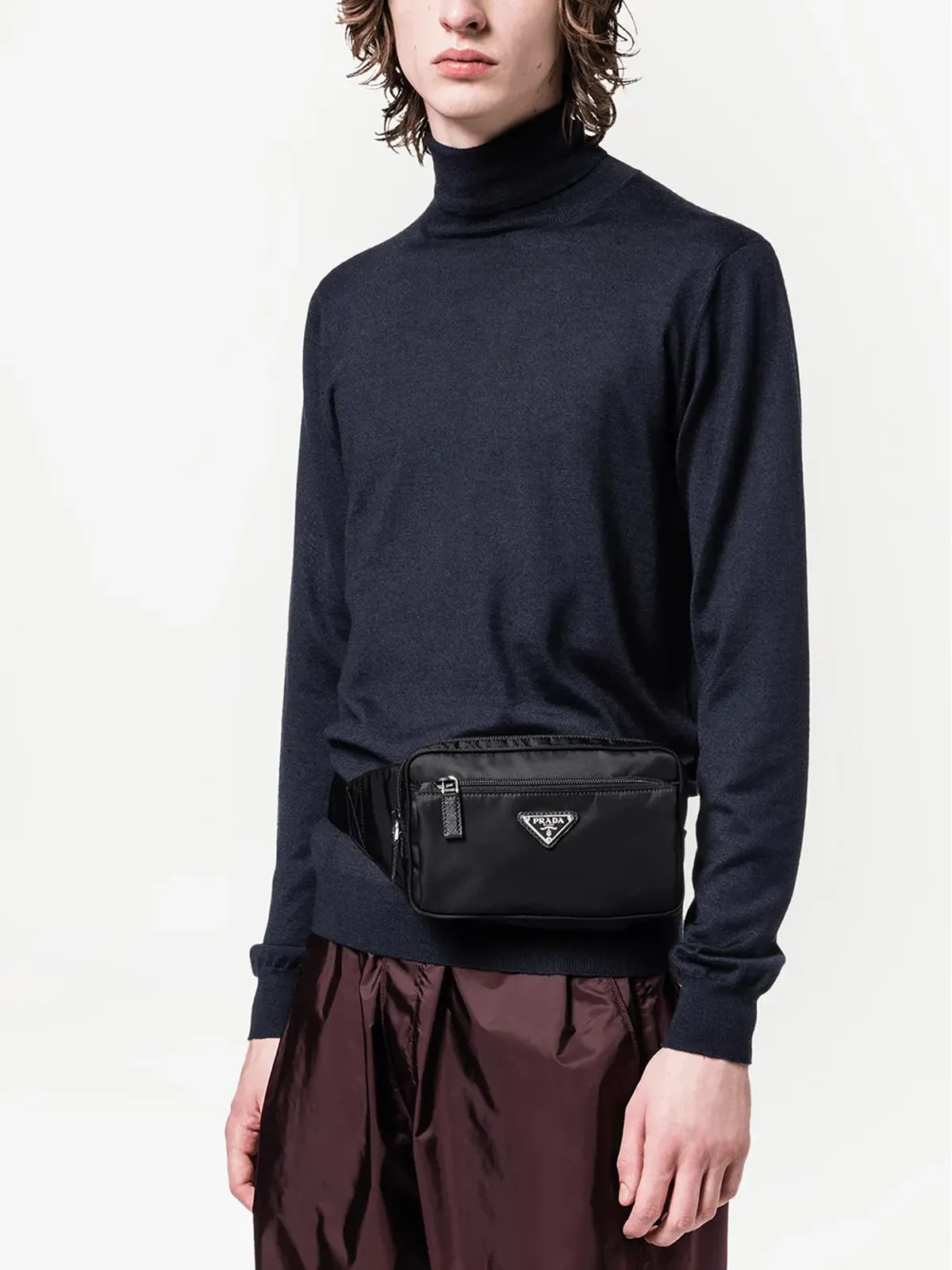 Prada ロゴプレート ベルトバッグ - 画像5