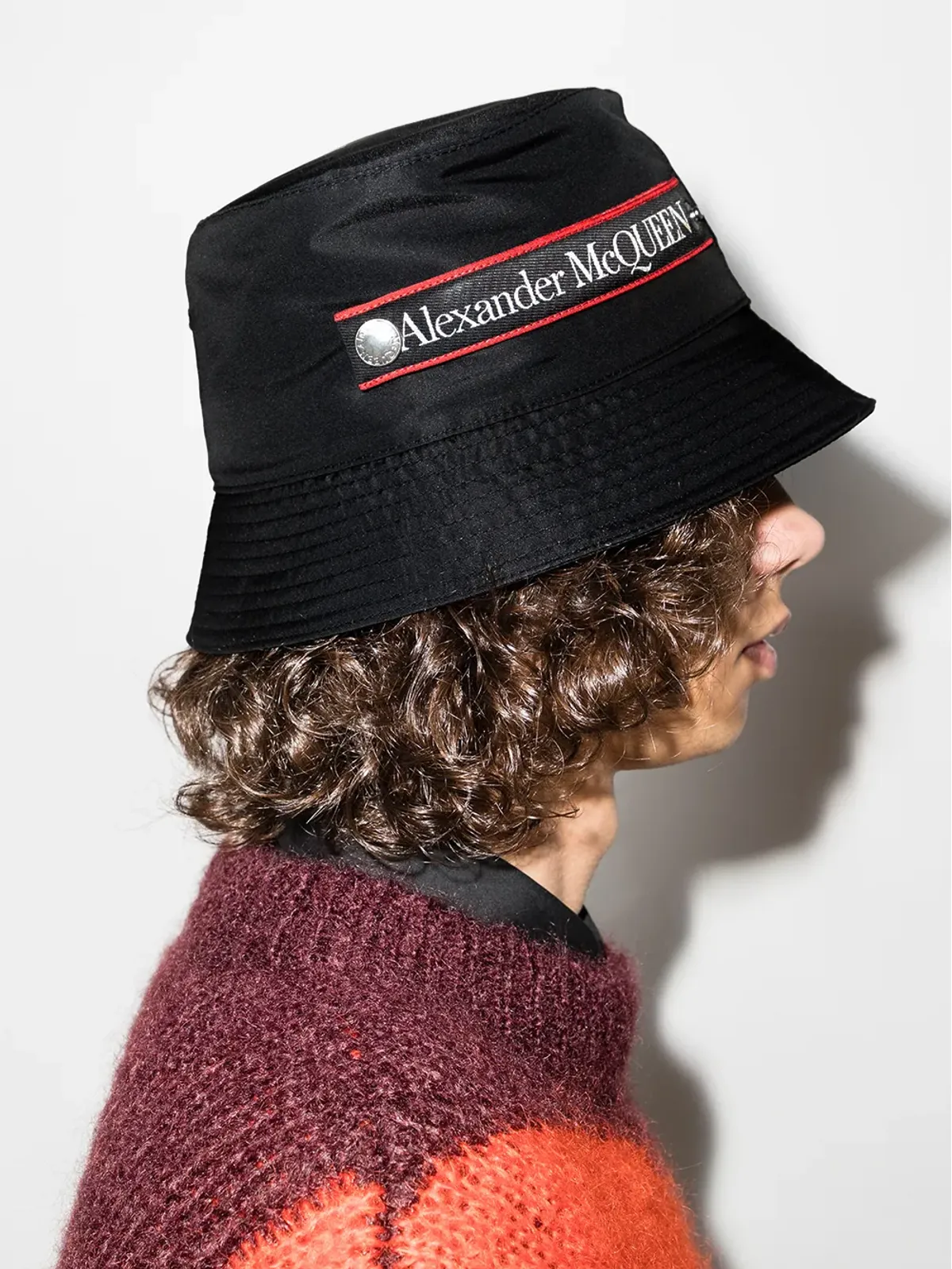 Alexander McQueen グラフィティロゴ バケットハット - ブラック - 画像2