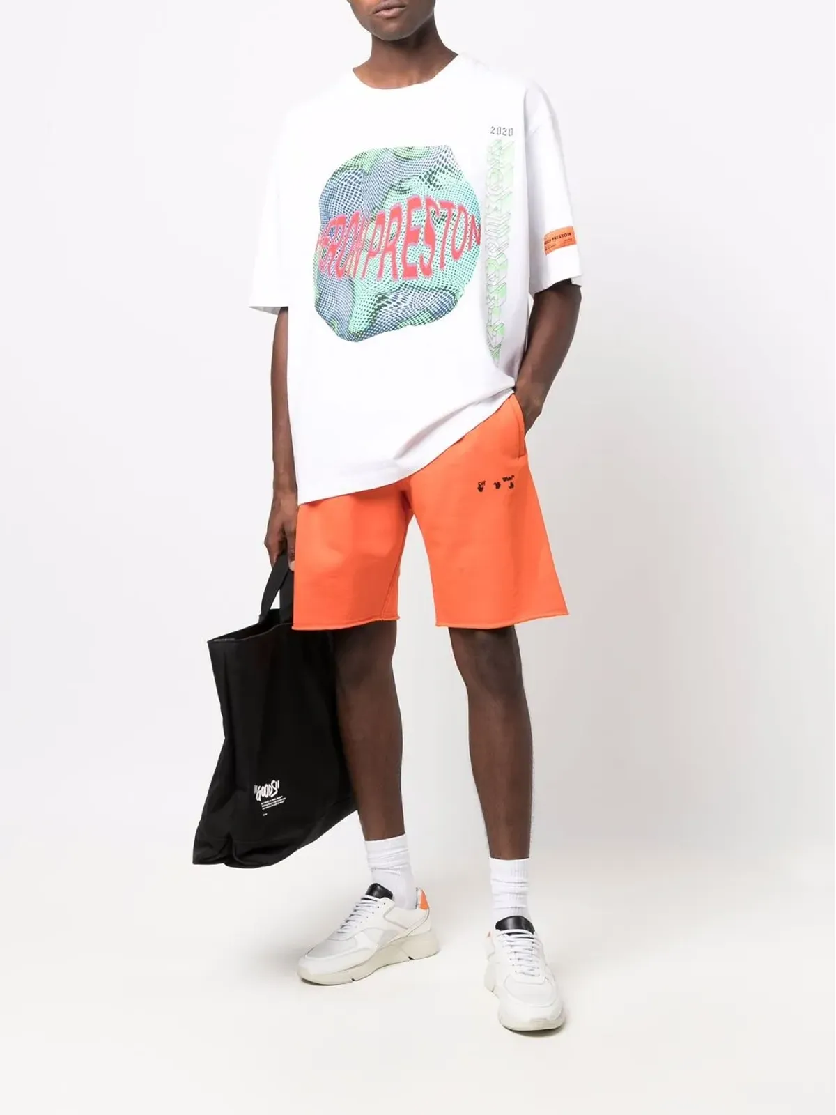 Off-White ロゴプリント トラックショーツ - 画像2