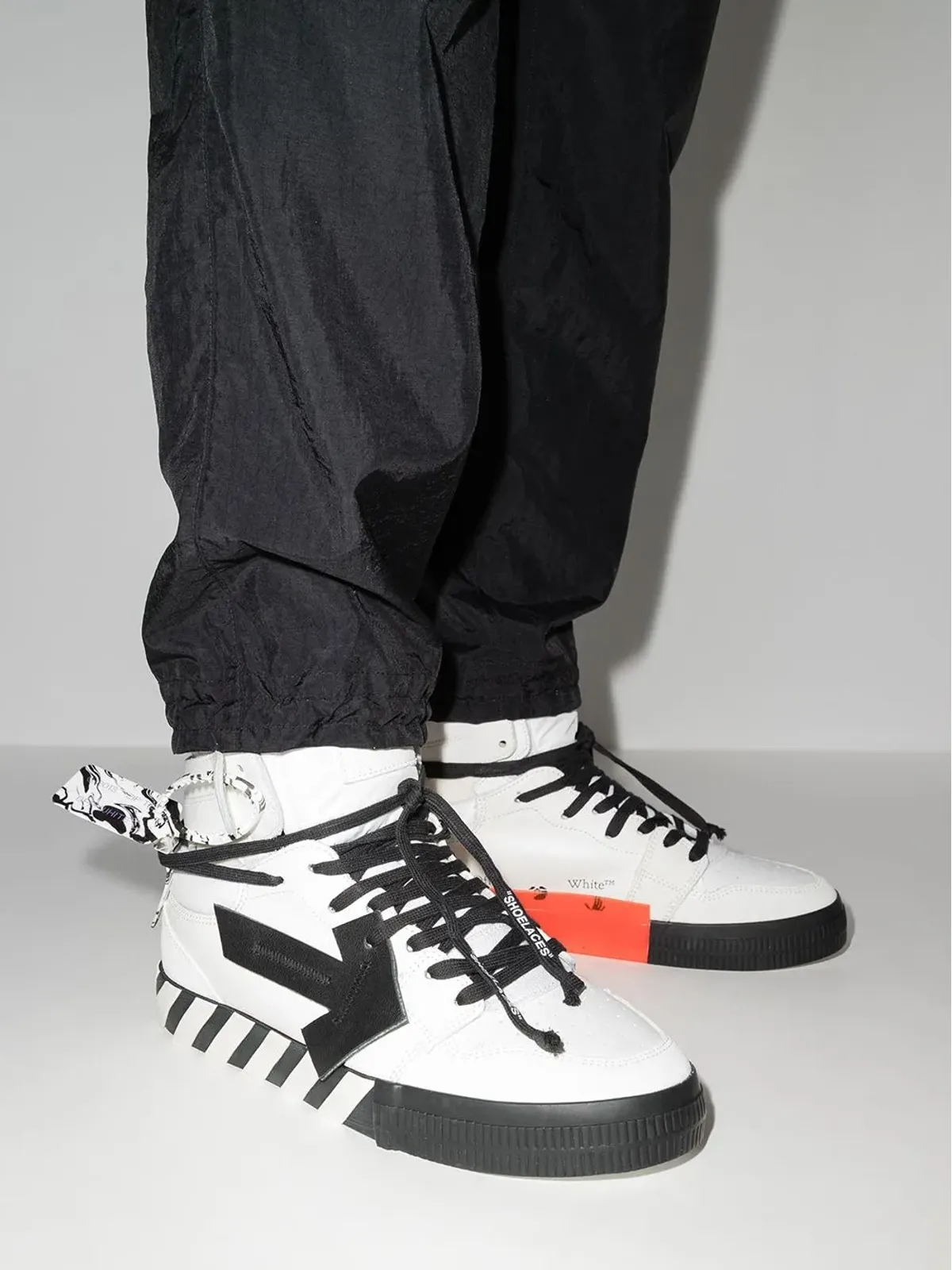 Off-White Vulcanized high-top sneakers - 画像3