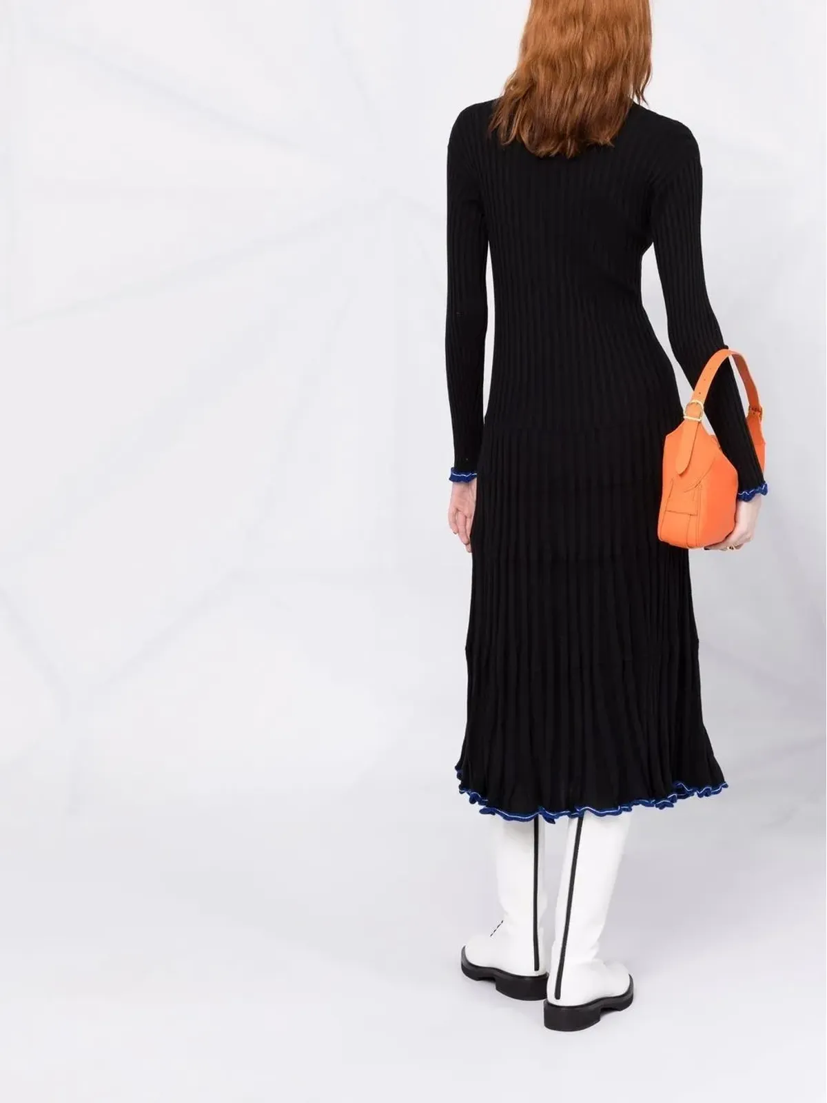 Proenza Schouler Vネック シルク混紡ドレス（ブラック） - 画像4