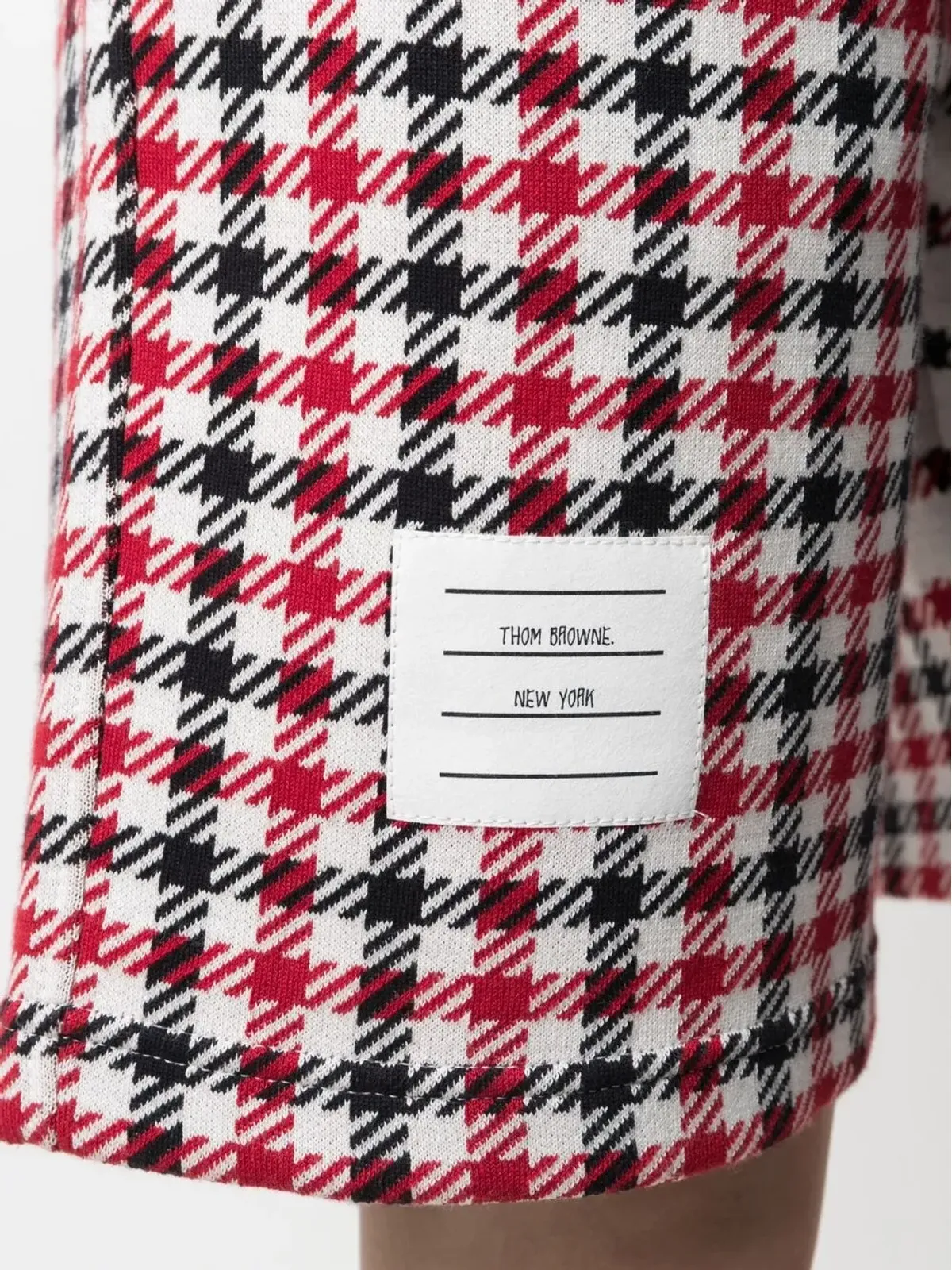 Thom Browne チェック柄ロゴパッチショーツ - 画像5