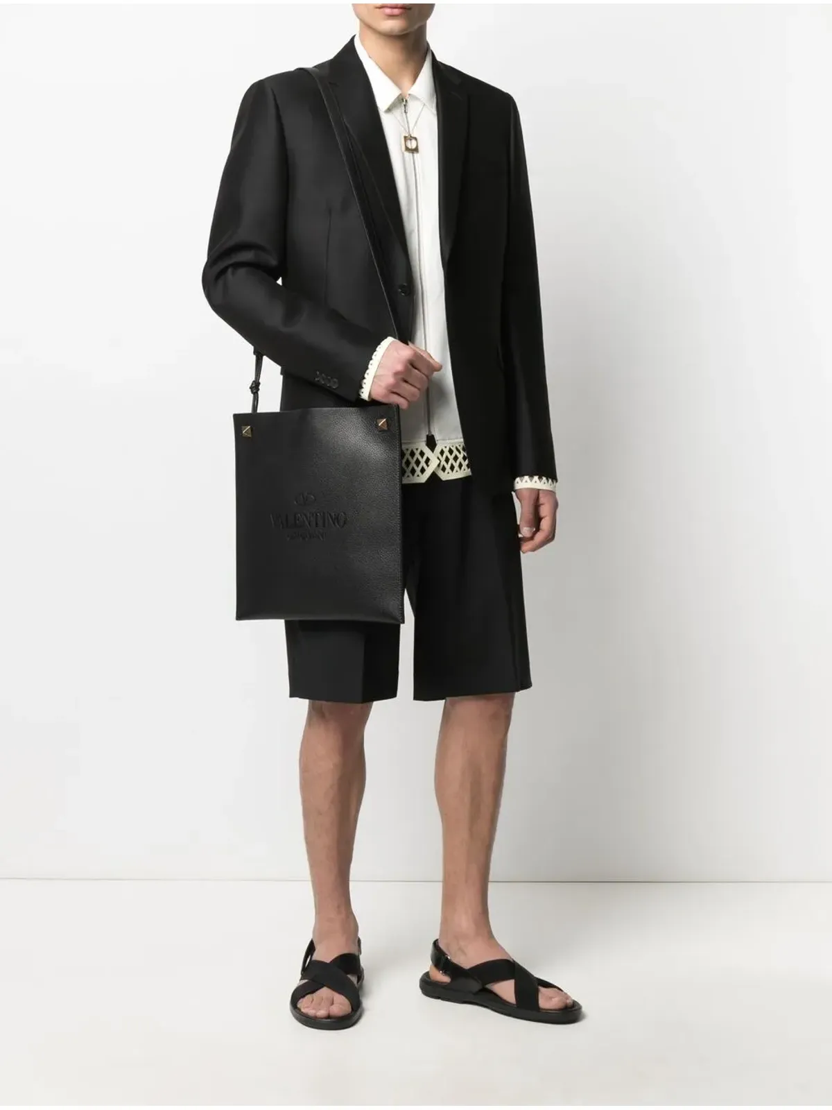 Valentino Garavani ロゴエンボス加工のメッセンジャーバッグ - 画像2