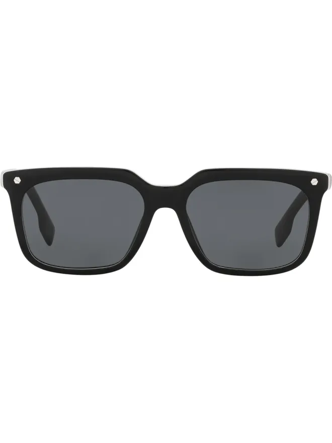 Burberry Eyewear Burberry Eyewear Carnabyサングラスの商品画像