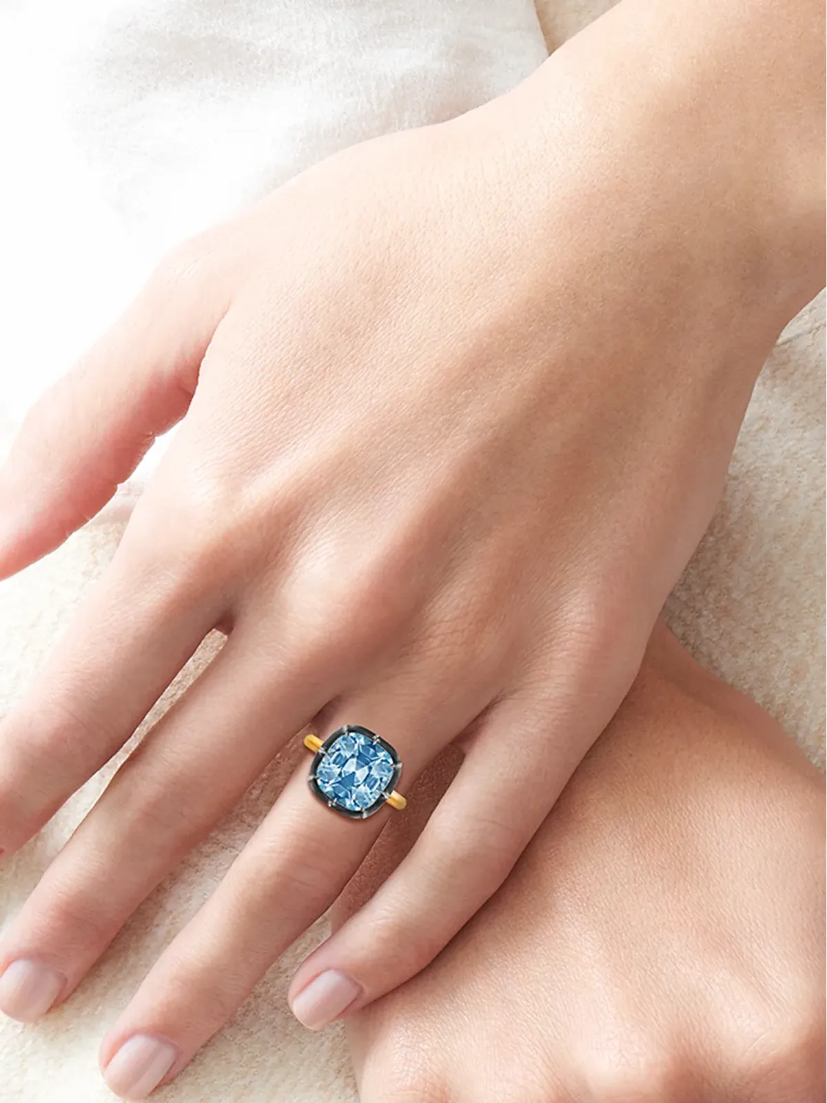 FRED LEIGHTON 18K イエローゴールドとシルバー コレット・ソリテール ブルートパーズ リング - 画像2