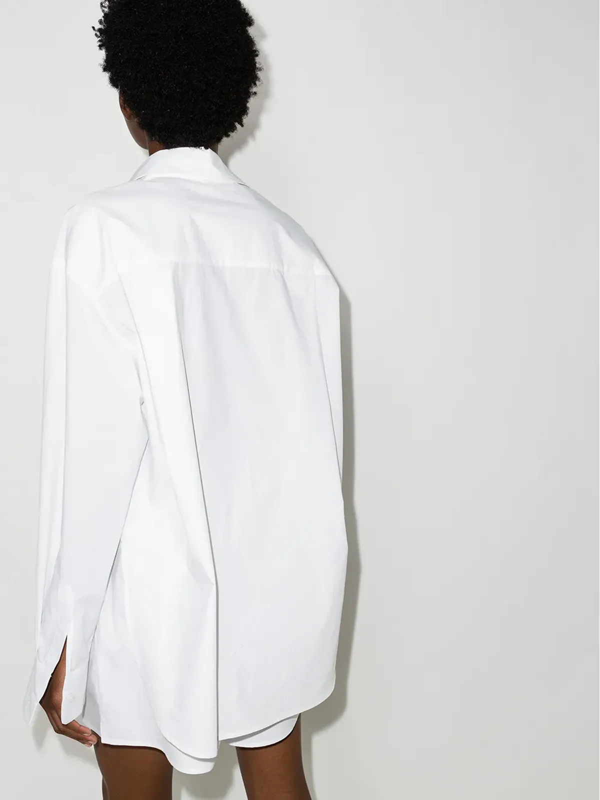 The Frankie Shop Luiオーガニックコットンシャツ ホワイト - 画像4