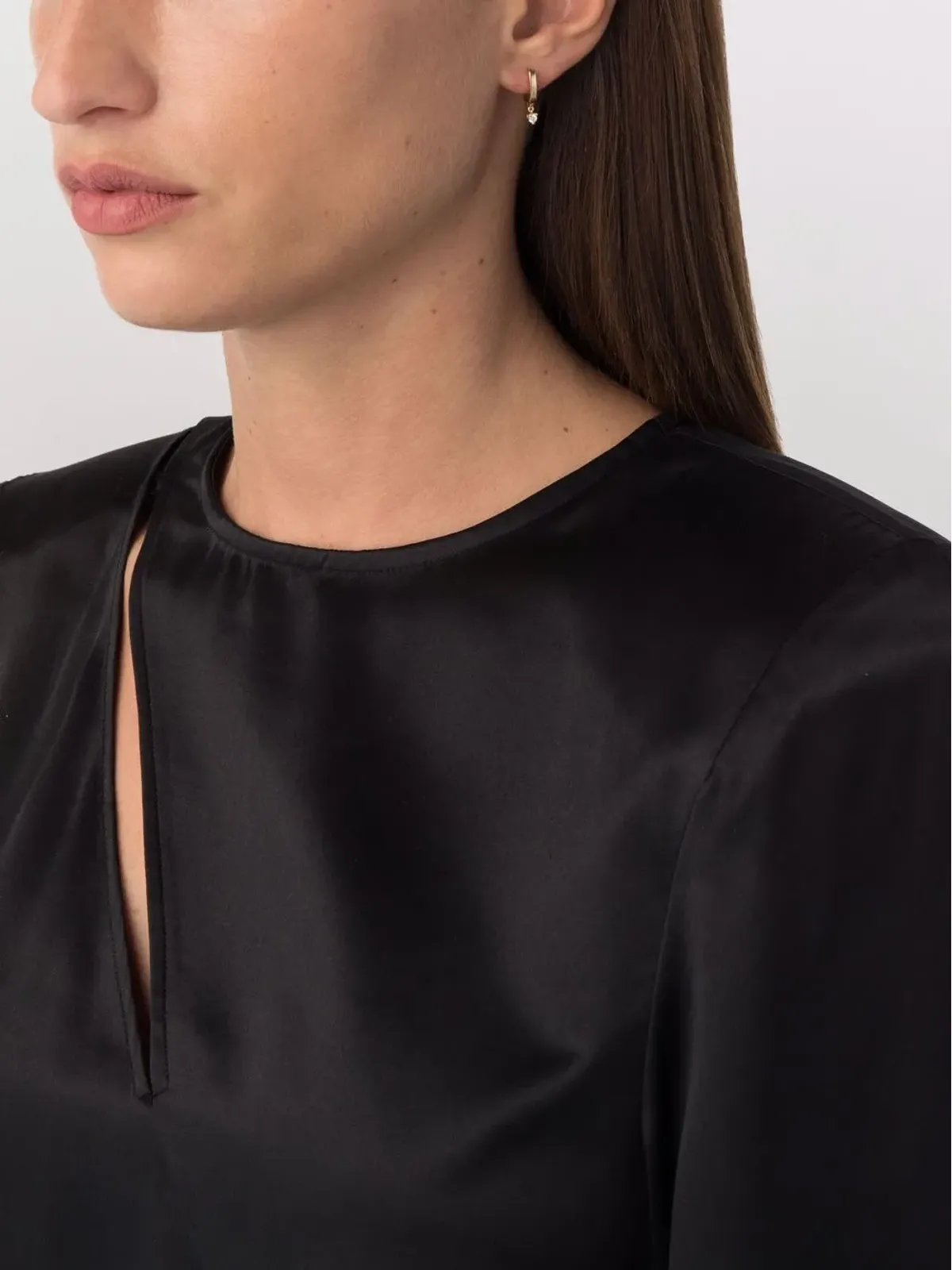 Delfina Delettrez 18金イエローゴールド ハギー・フープ ダイヤモンド ドロップ イヤリング - 画像2