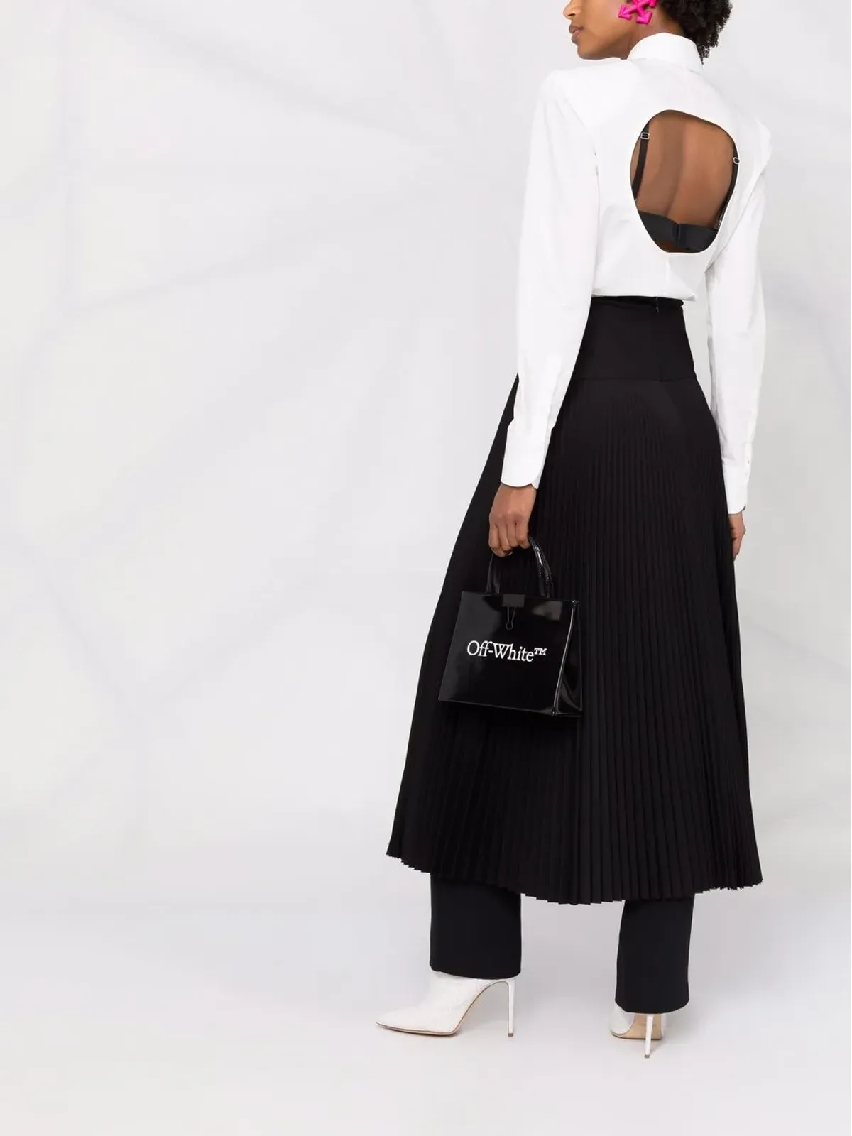 Off-White ロゴプレートカットアウトシャツ - 画像2